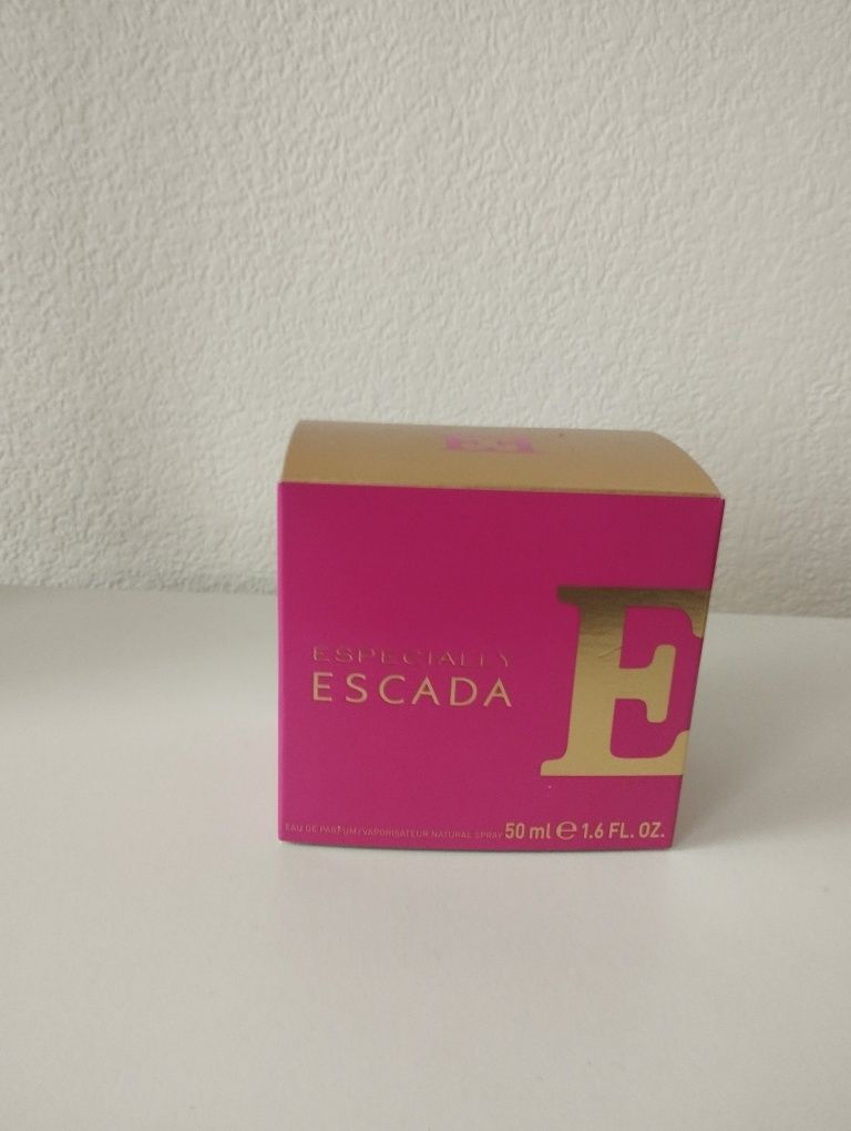 Женская парфюмированная вода Escada Especially