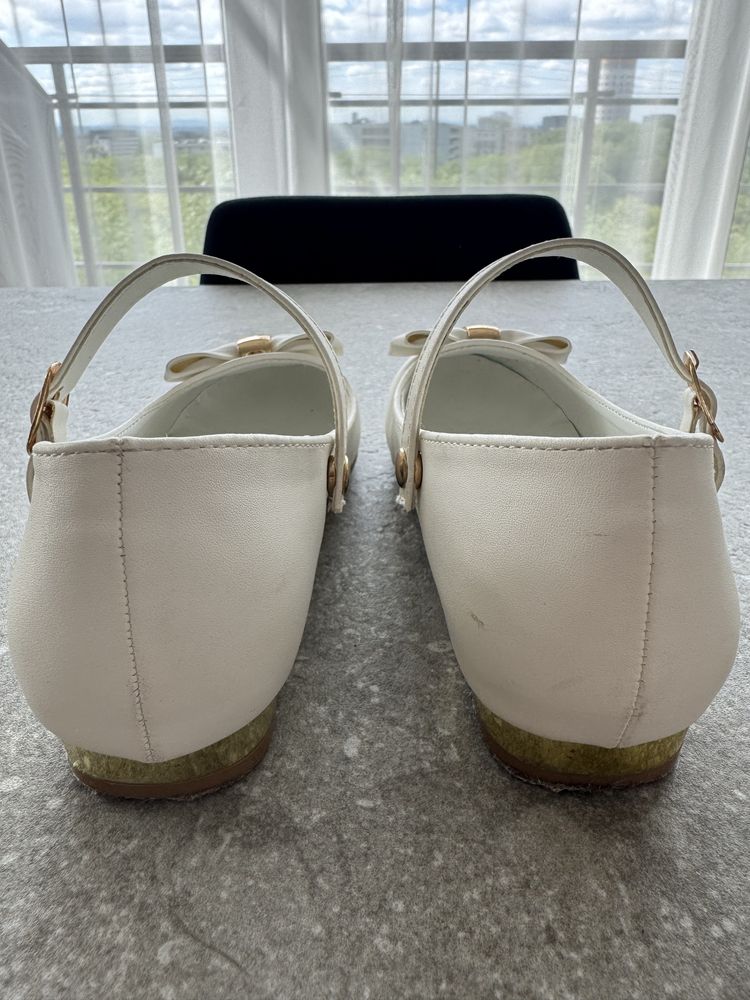 Buty dla dziewczynki rozmiar 33