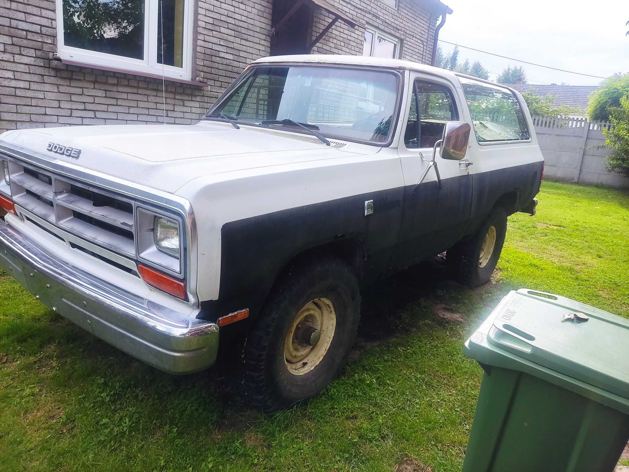dodge ramcharger 1986 5,9l automat