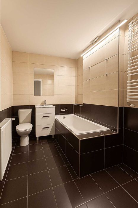 Dom z potencjałem w centrum Chybia – 90 m² + poddasze