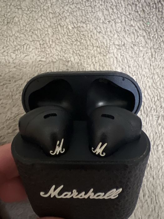 Продам наушники Marshall minor 3