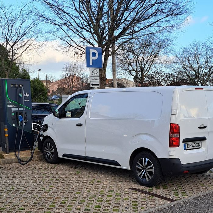 Opel e-Vivaro bateria 75kw IVA dedutível