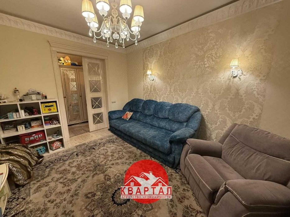 Продается 2-х комнатная полнометражная квартира на Мира