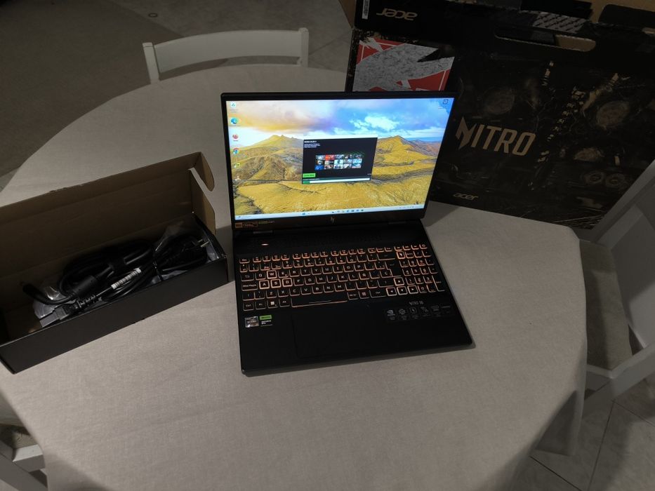 Acer nitro 16 RTX 4070 32GB NOVO