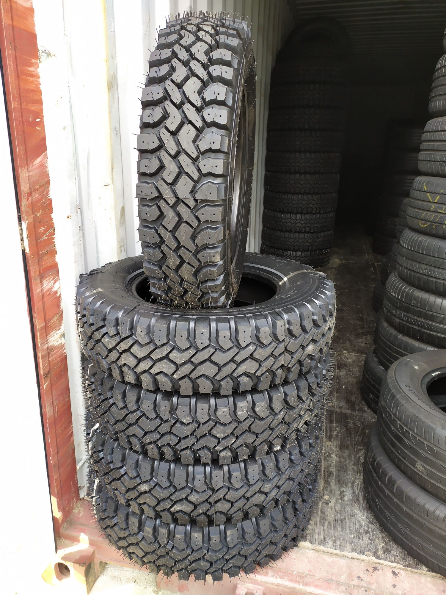 Opony Bieżnikowane 205/75R16C 4x4 M/T Dakar Jasło Montaż