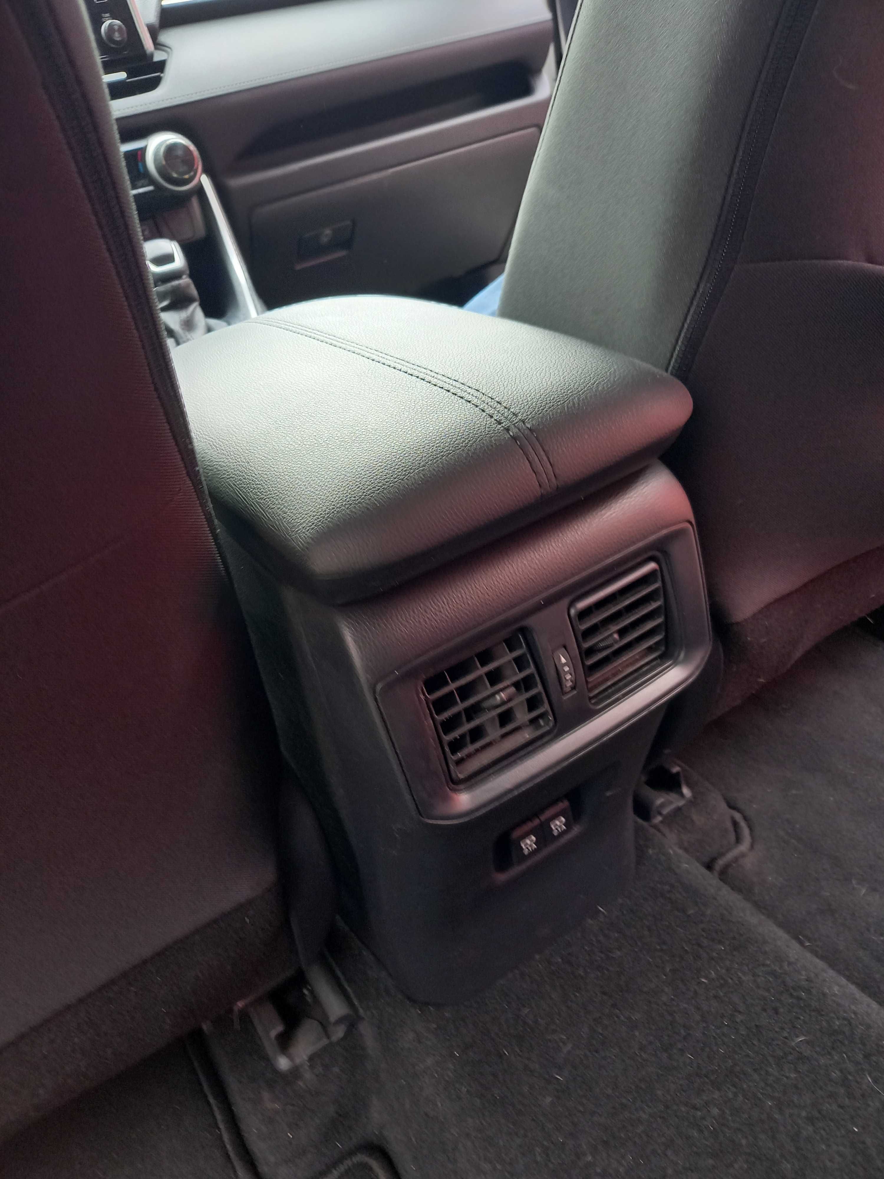 Toyota RAV 4 ,  2018р, V покоління