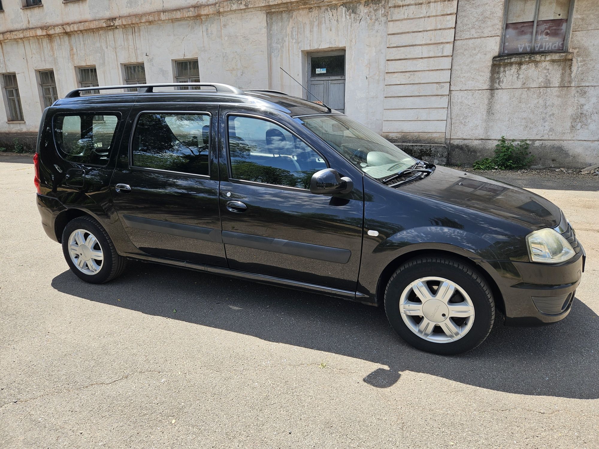 Продам Dacia Logan MCW Laureat +