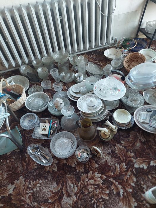 Figurki i szkło z PRL