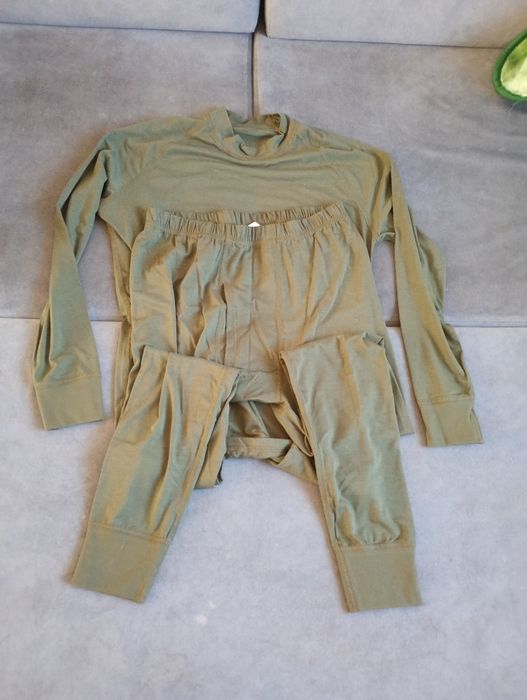 Bielizna letnia długi rękaw rozmiar L 1 sztuka