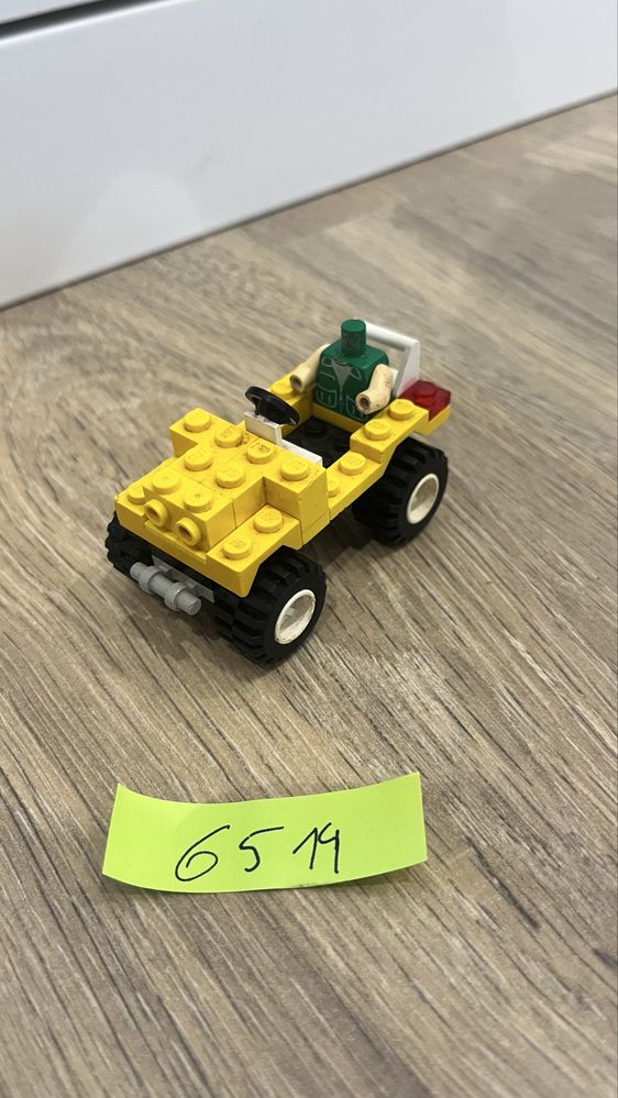Lego sets 6833, 6125, 6536, 6514, 8207