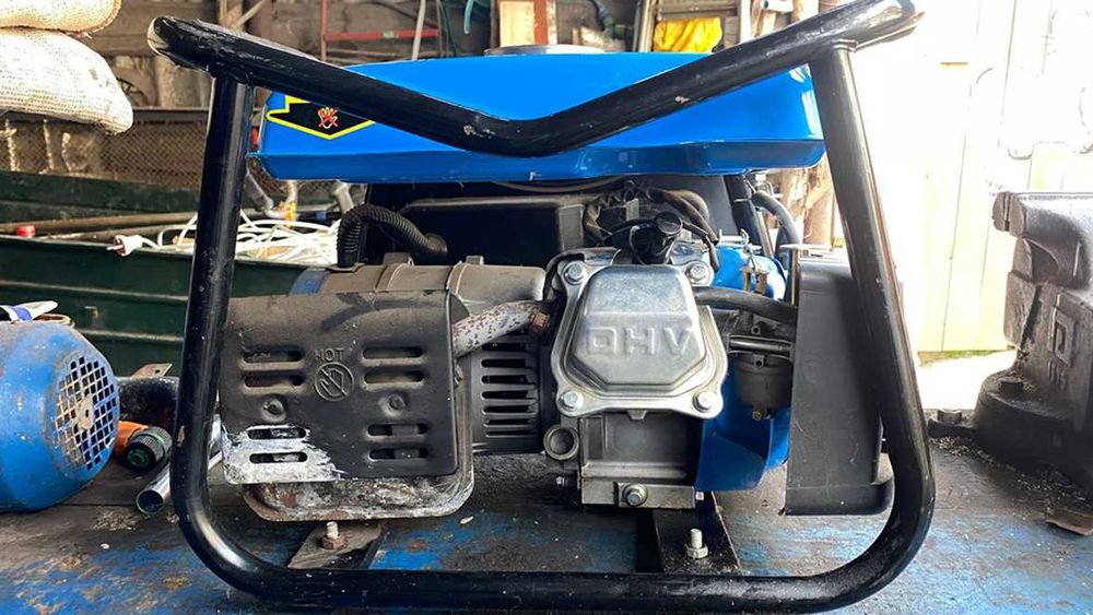 Б/У Бензиновий ГЕНЕРАТОР (Kraft&Dele Professional) 2022