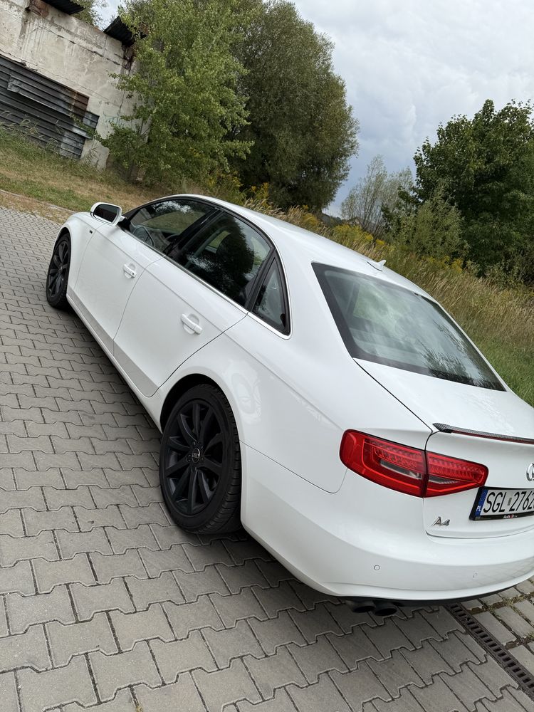 Audi A4B8 2.0 TFSI Quattro S-line