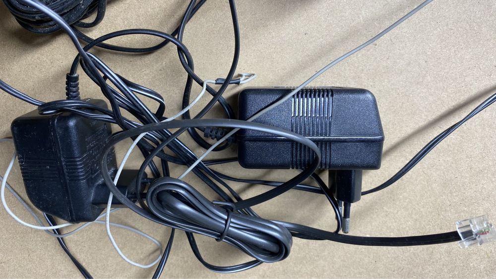Telefon stacjonarny bezprzewodowy Doro 530+1 FM