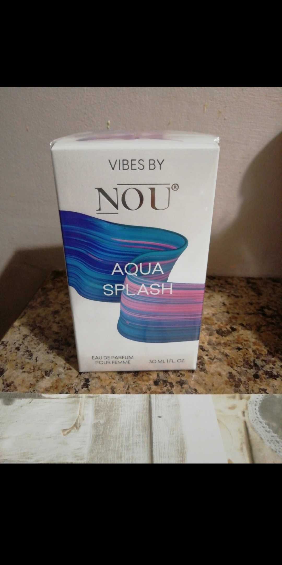 NOU Vibes Aqua Splash 30ml z brokatem