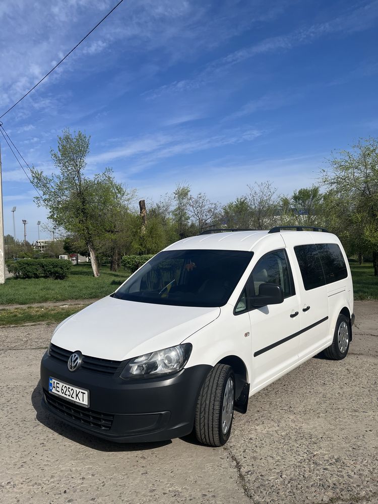 volkswagen caddy maxi