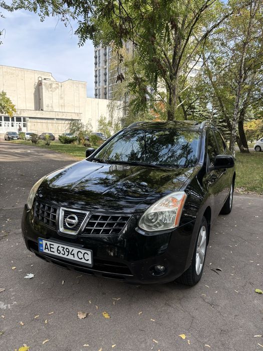 Nissan Rogue 2.5газ/бенз Автомат