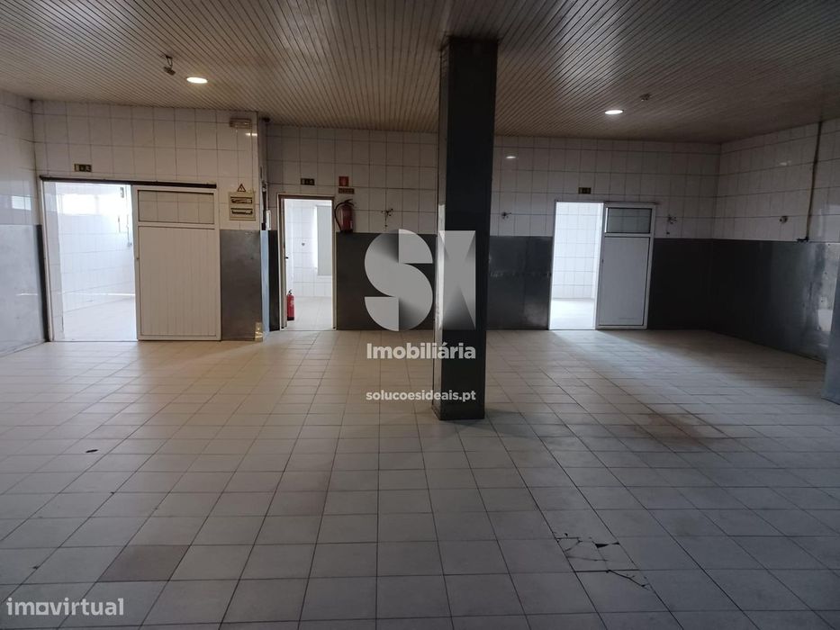 Loja em S.Miguel de Poiares