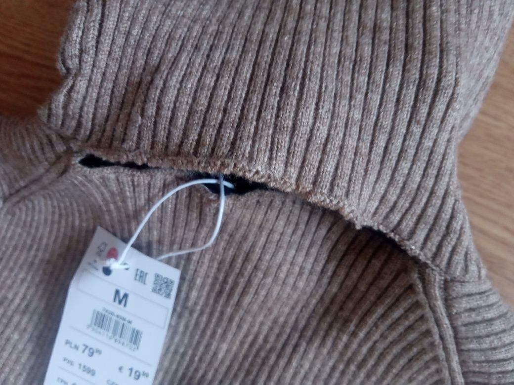 Sweter nowy Reserved rozmiar M uszkodzony
