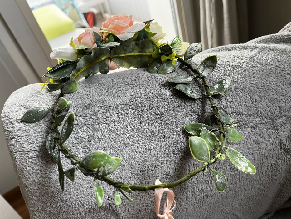 Wianek komunijny w stylu boho.