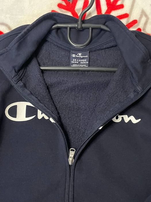 Спортивна кофта на блискавці з логотипом Champion.