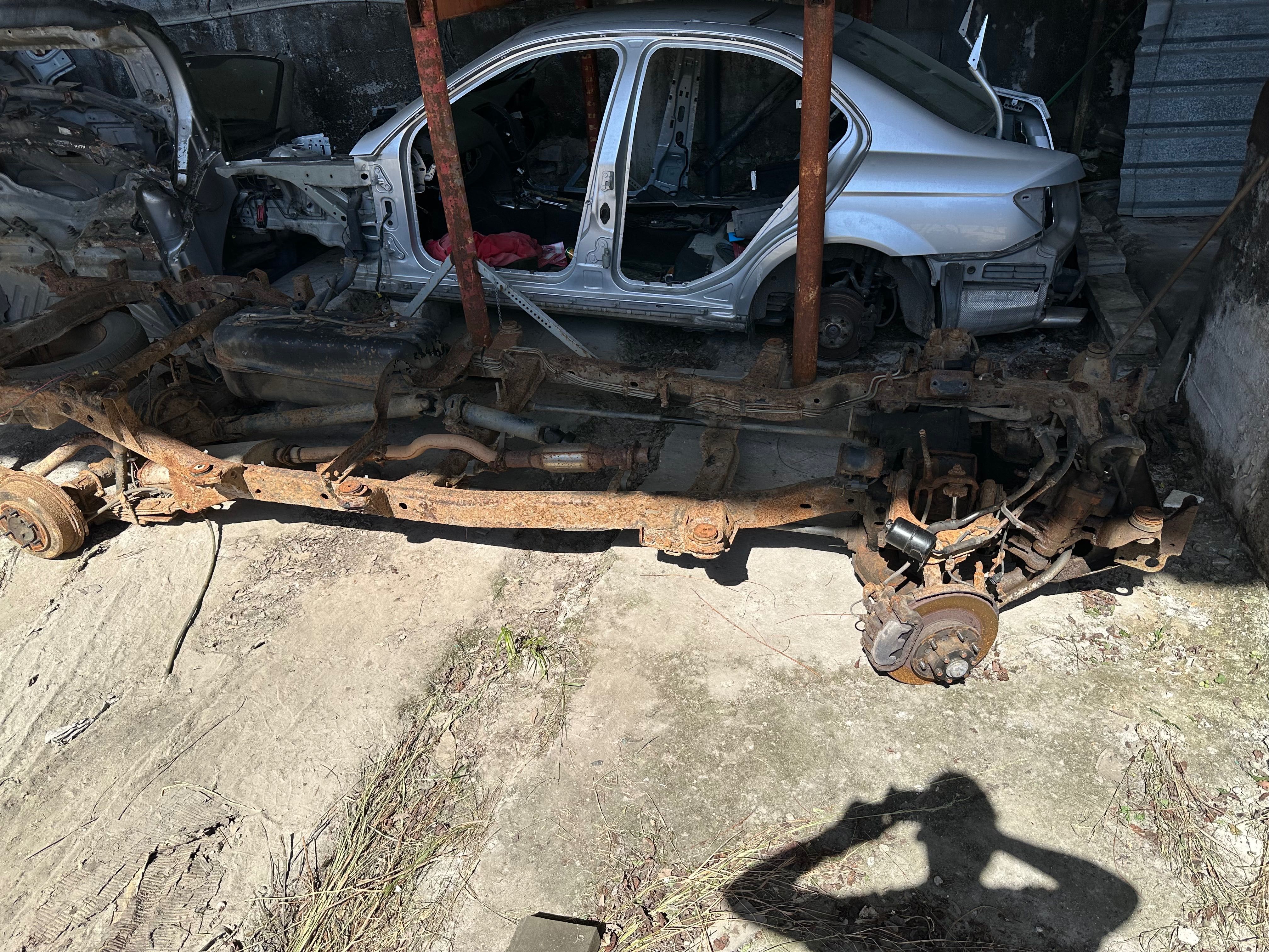 CARROÇARIA CHASSI COMPLETO MERCEDES W204 C200 C220 C350