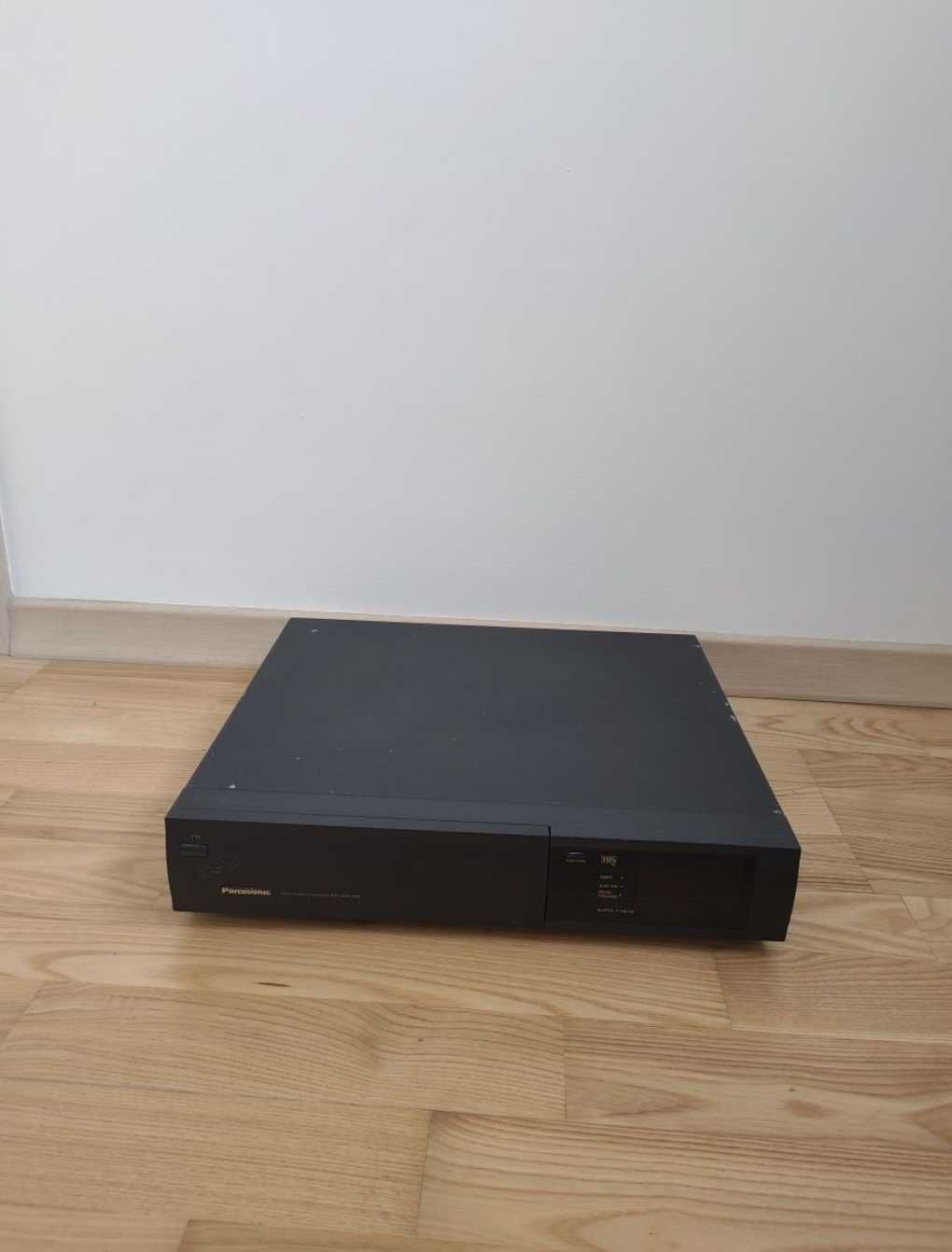 Magnetowid Odtwarzacz VHS PANASONIC NV-J35EE