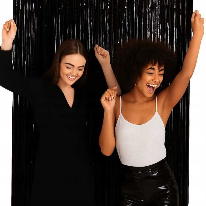 Kurtyna z Lamety Czarna – Ścianka Dekoracyjna 90×250cm, Imprezy i Bale