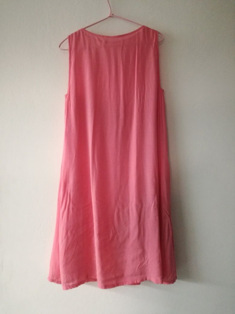 Vestido de Mulher rosa