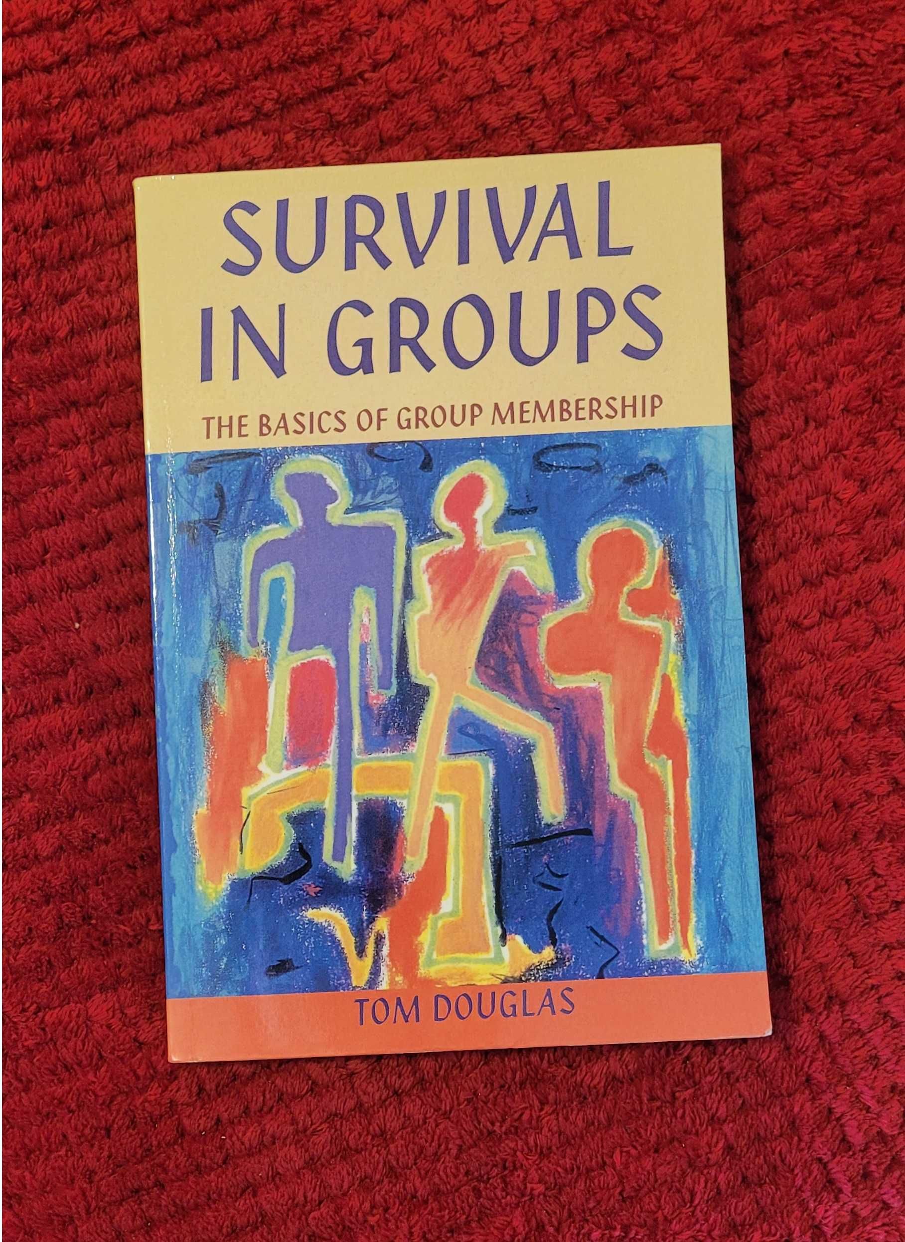 Książka "Survival in groups" T. Douglas