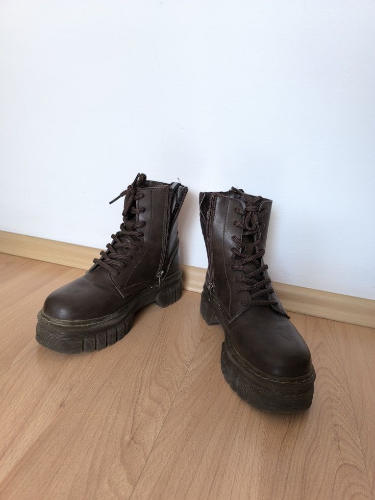 Buty jesienne/zimowe marki, Polaris, 37