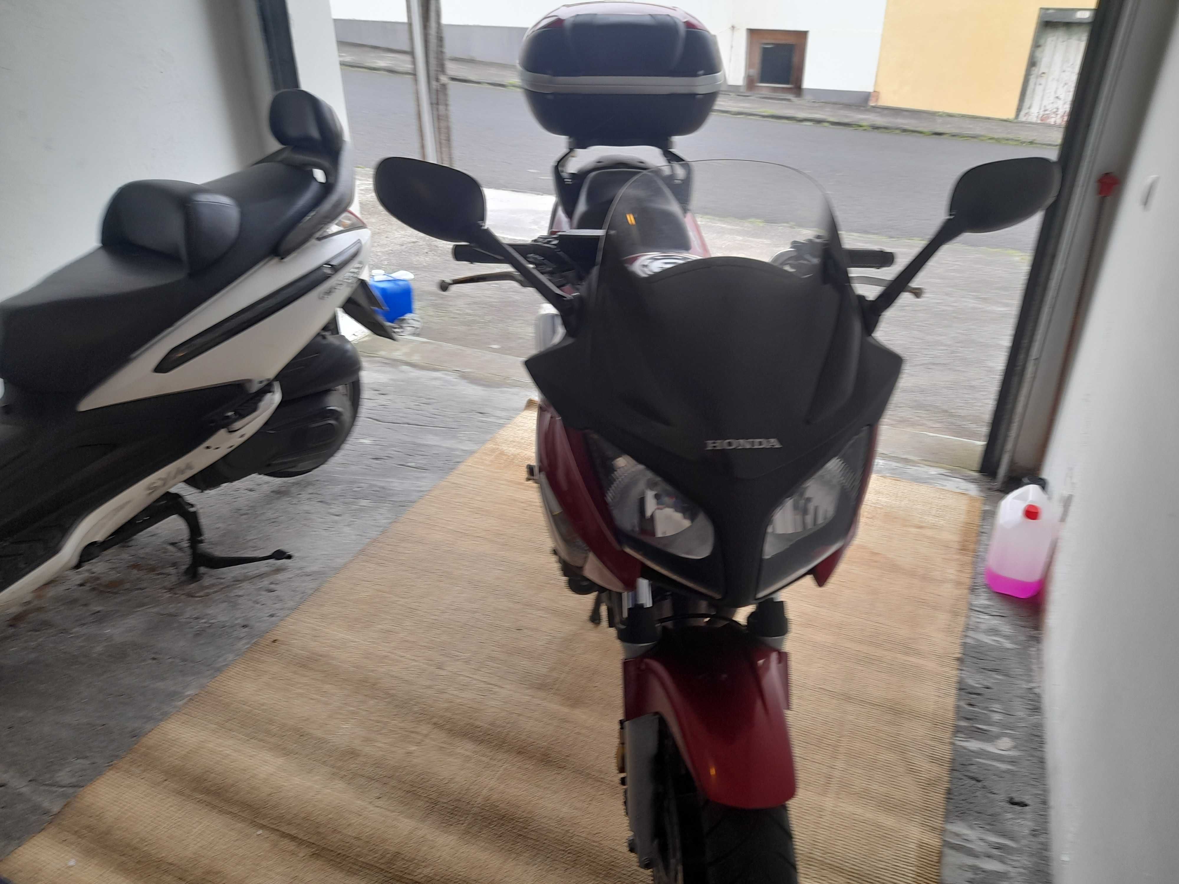 Honda CBF sa muito estimado