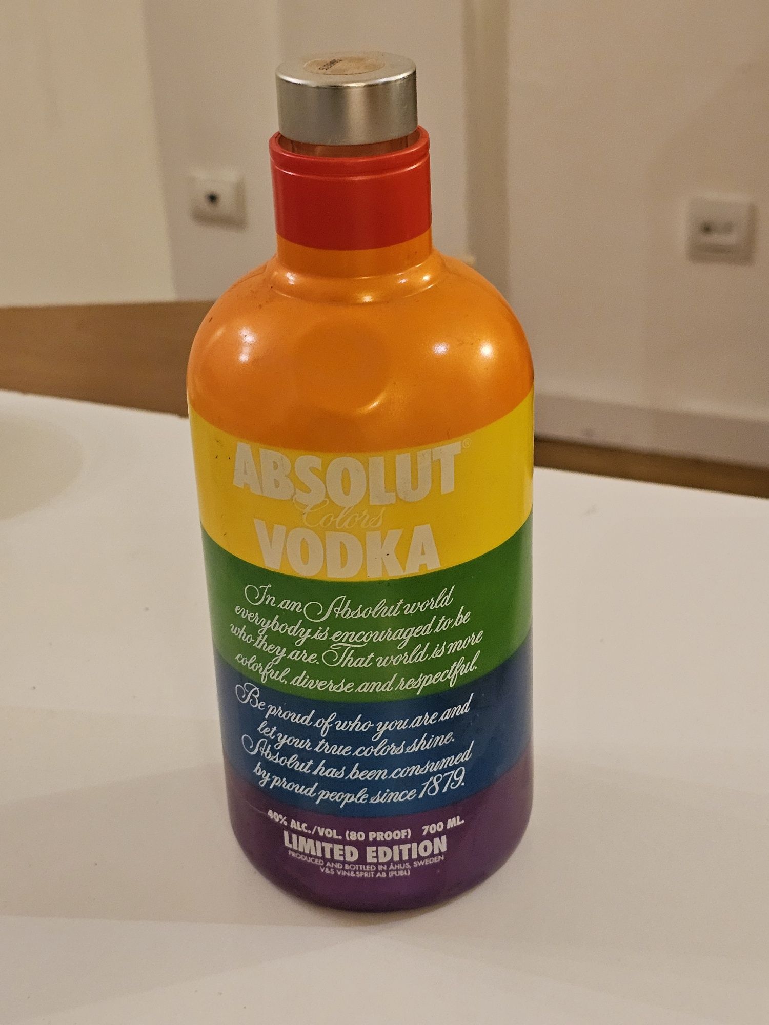 Absolut "Colors" Vodka, Edição Limitada, Capa+Garrafa vazia