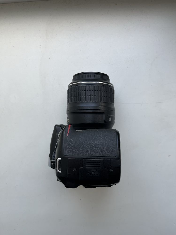 Продам nikon d5200 комплект
