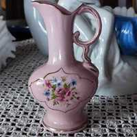 Różowa porcelana -  wazonik