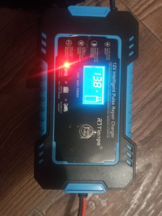 Импульсное зарядное устройство для авто аккумуляторов и AGM RJ Tiange