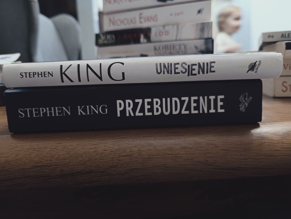 Książki King- uniesienie, przebudzenie