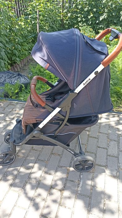 Прогулянкова коляска Carrello Astra (Каррелло Астра) +дощовик +і+і+