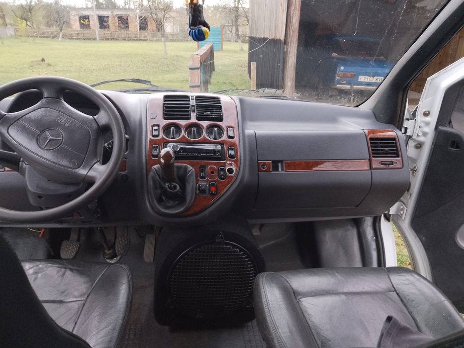 Продаж сімейного авто Вито 638