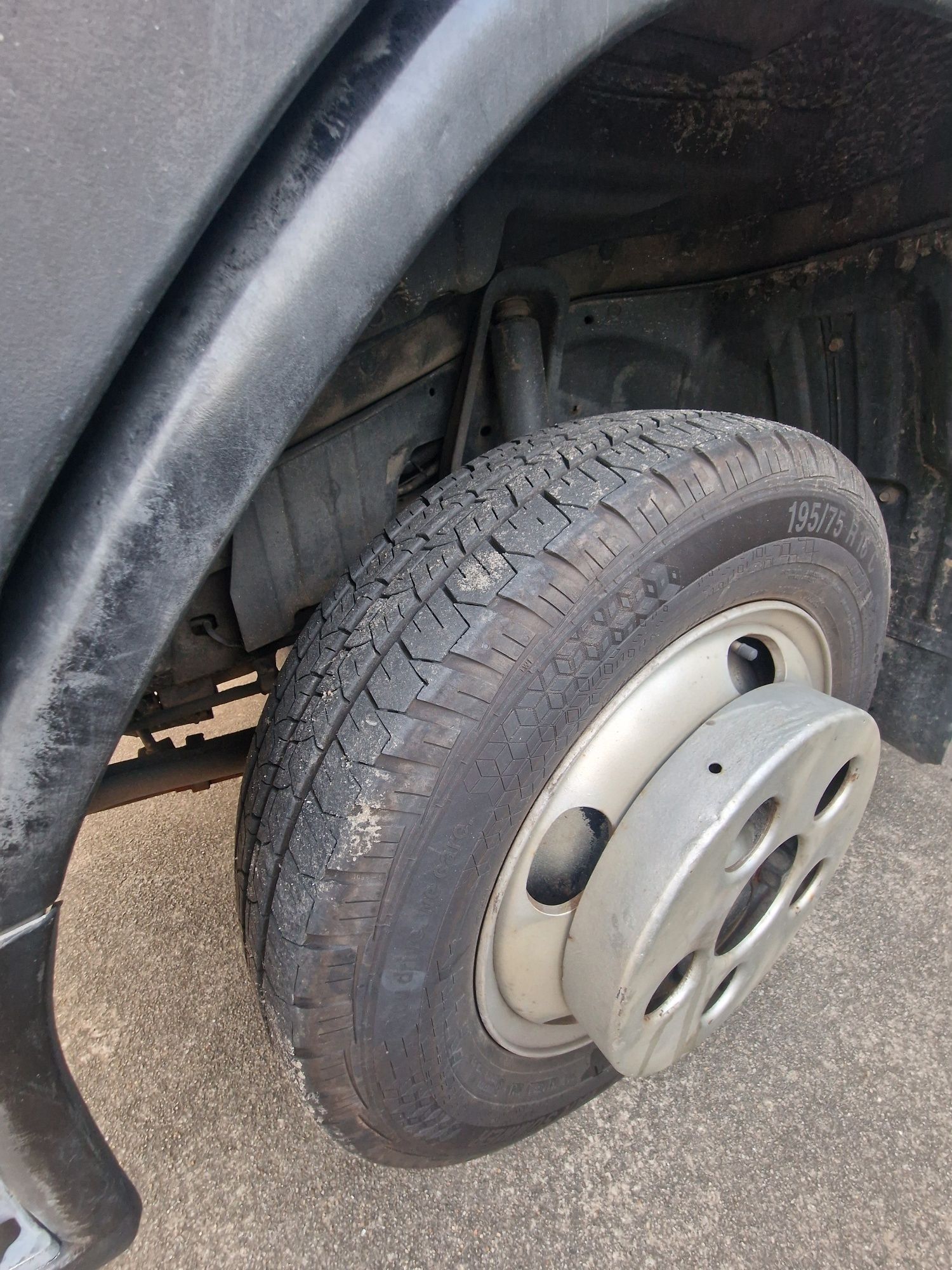Mitsubishi Canter 2.8