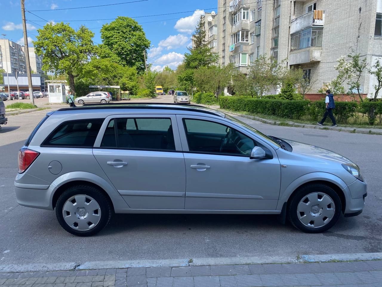 Продам opel astra H, 1.9 CDTI Рідна фарба, без рижиків, на повному ход