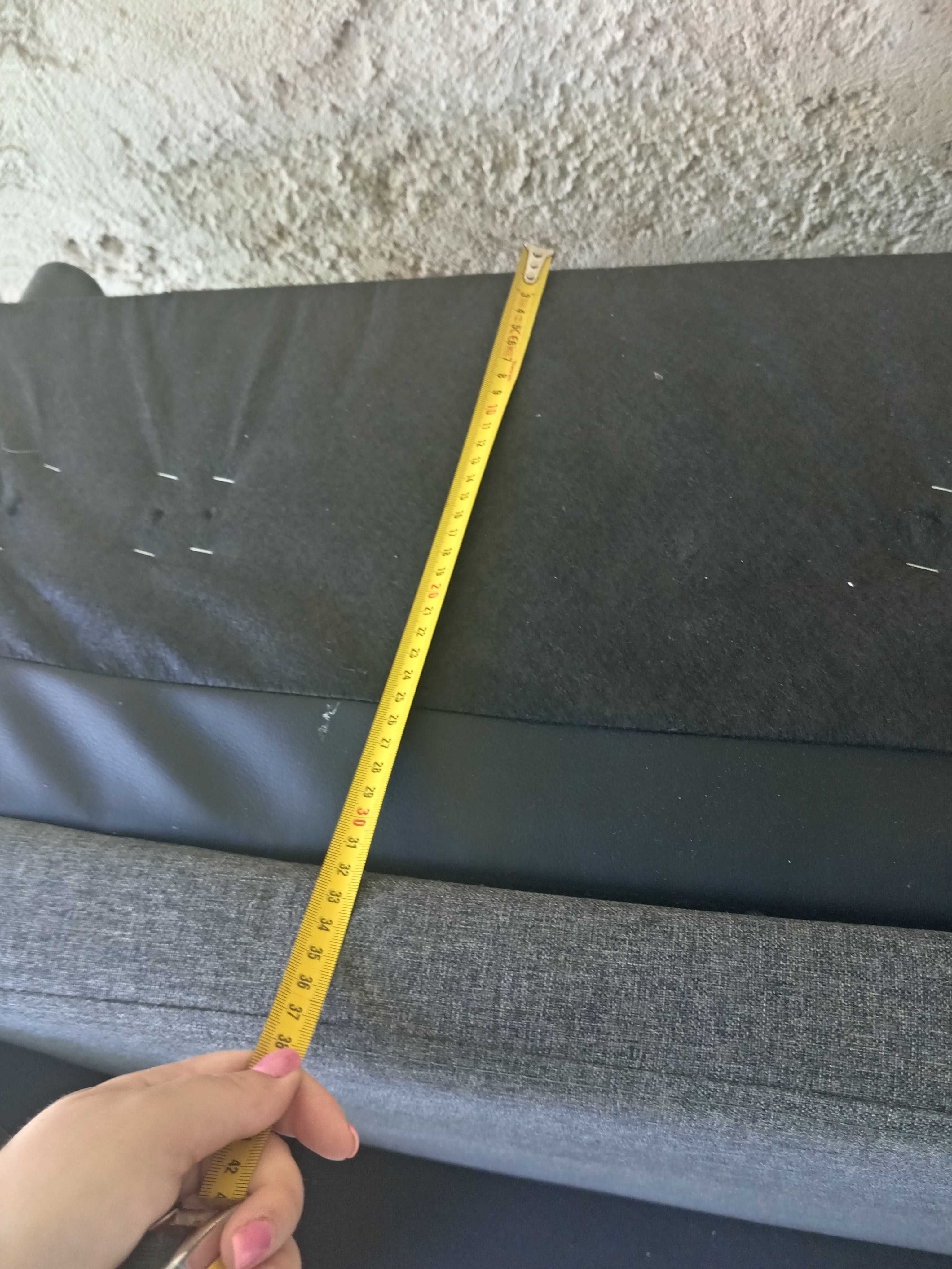 sofá preto couro sintético
