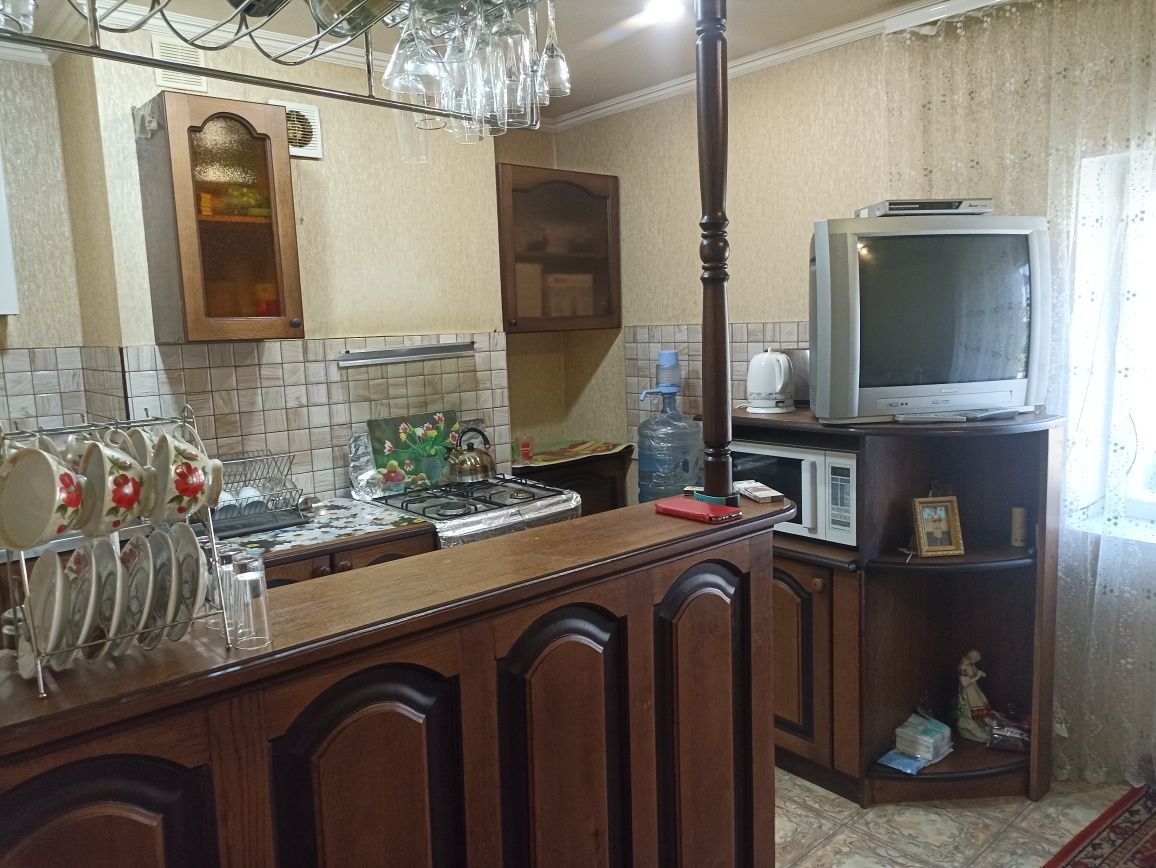 Продається 2 будинки в одному дворі