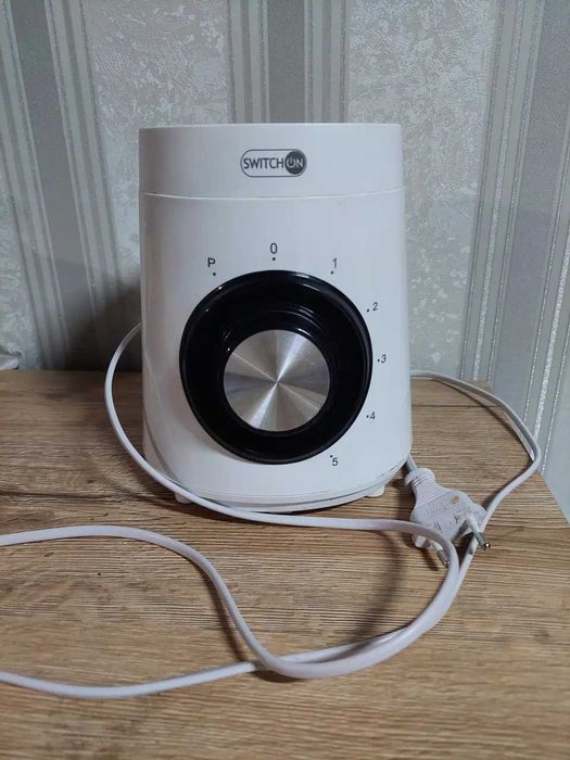 Блендер Switch On TB-C0101 без верху