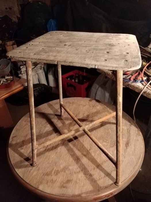 Krzesło drewniane klasyczne