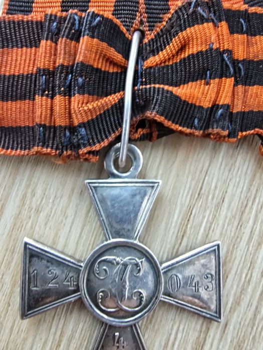 Krzyż Świętego Jerzego, 4 klasa
Carstwo Rosyjskie, oryginał.
Srebro, n