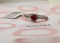 Кольцо Pandora Love с красным сердцем Серебро 925, подарочная упаковка