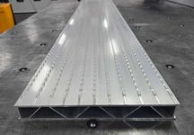 Panel aluminiowy frezowany 2300x340x40mm Najazd Trap Deska frezowana