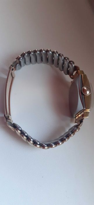Zegarek bransoletką LONGINES 17 JEWELS 8LN Złoty-pozłacany antyk.