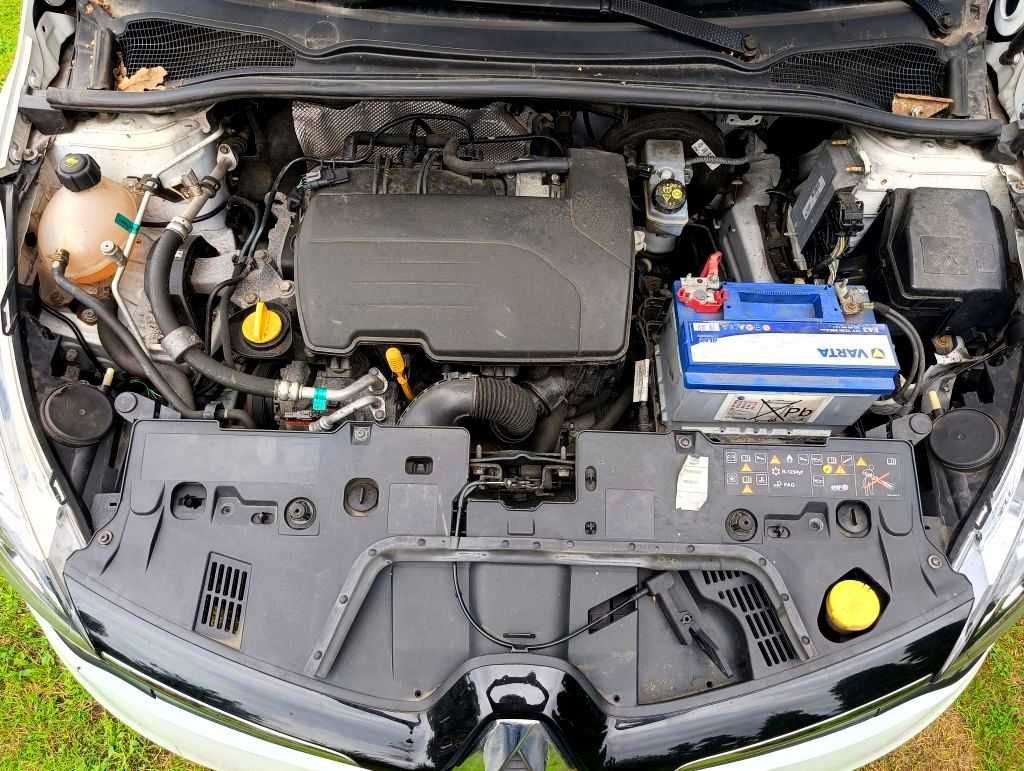Clio IV LIFT 1.2 16v Climatronic  Tablet  PDC  HF grzane fot OPŁACONY