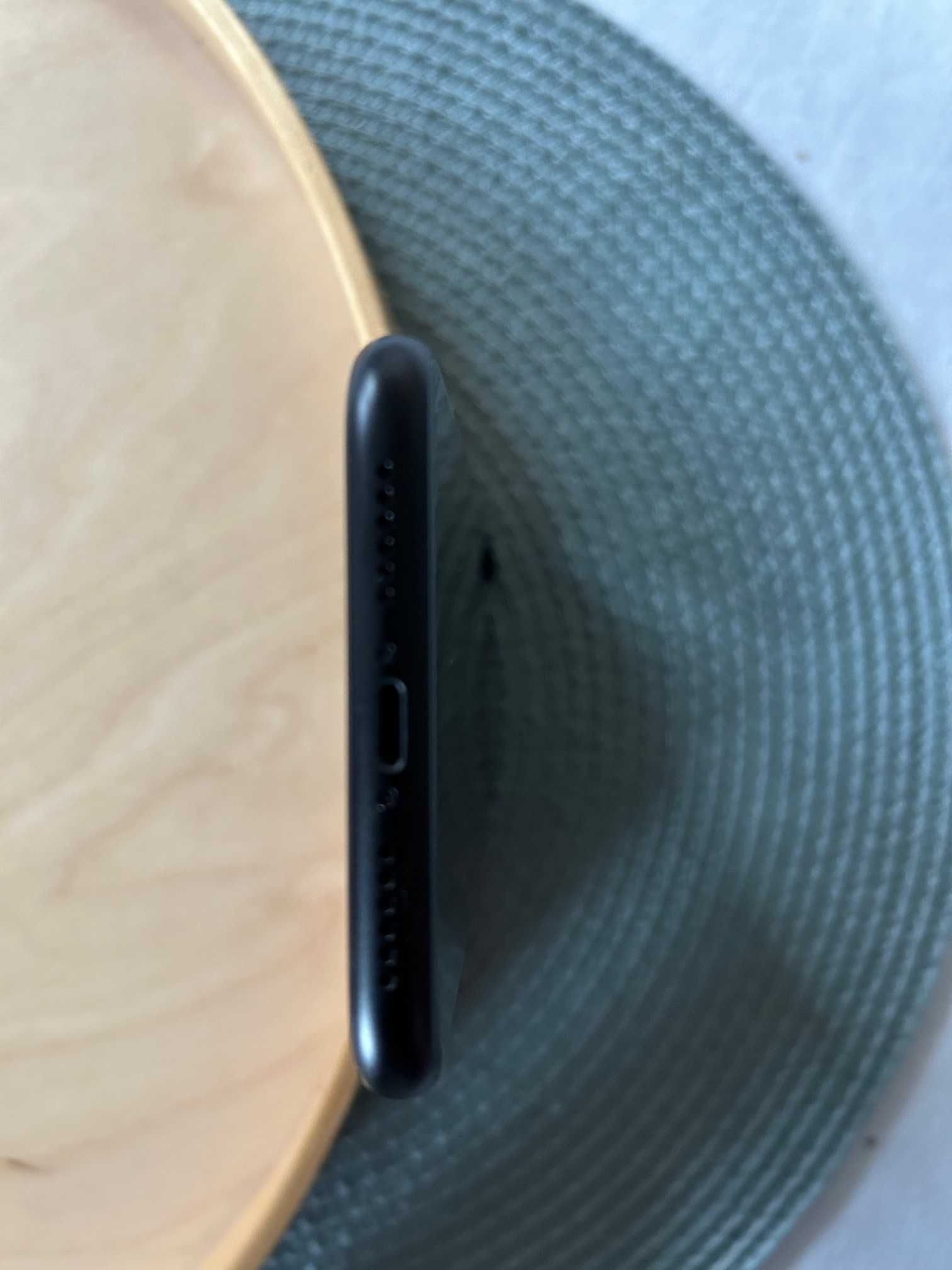 iPhone Xr doskonały stan